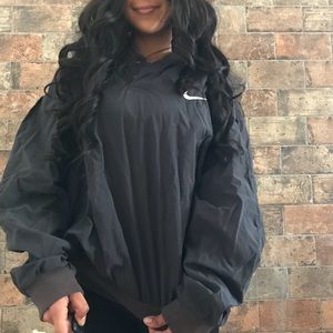 VINTAGE NIKE 90’s WINDBREAKER